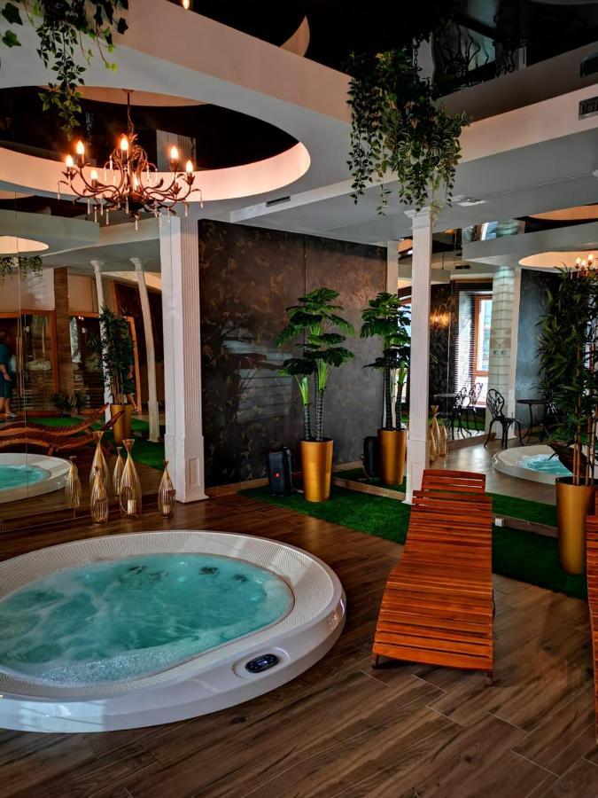 Aviator Hotel Restauracja & Spa Pabianice Exterior photo